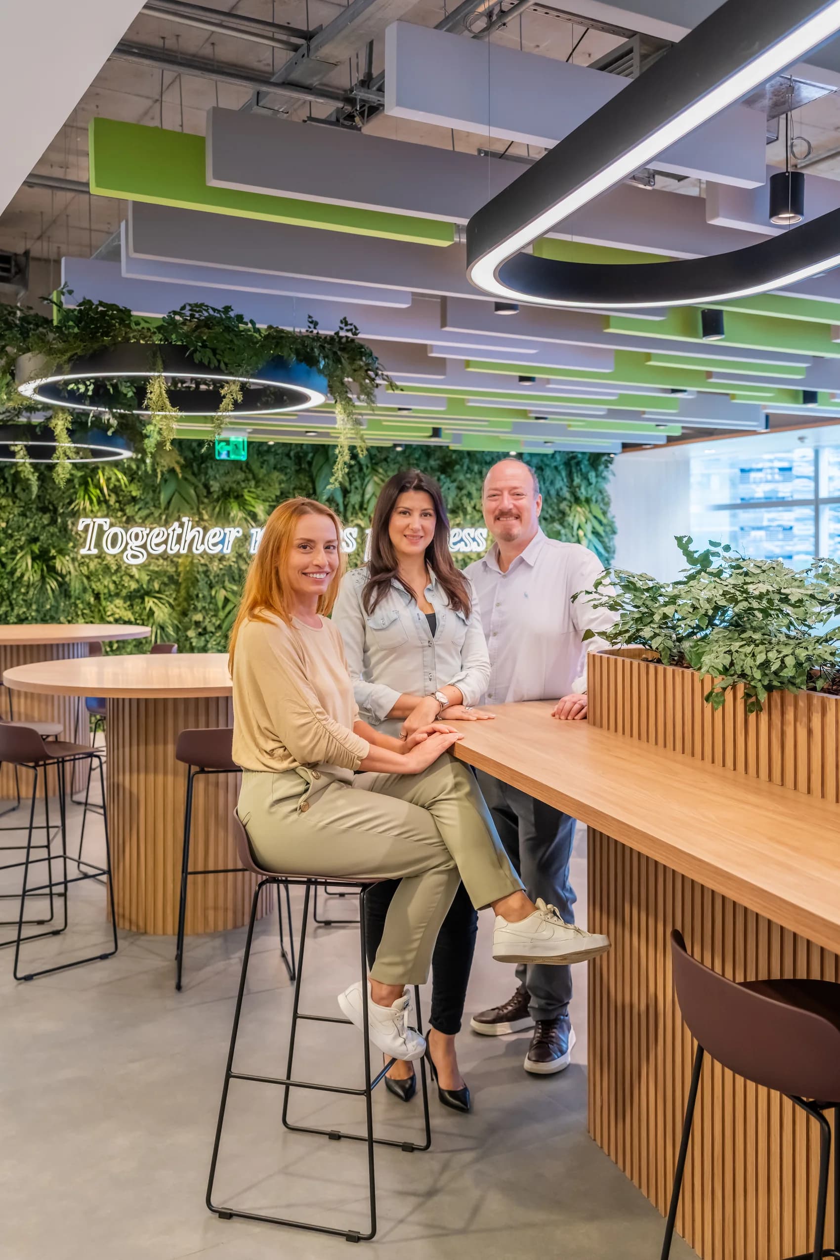 Equipe MB Arquitetura em projeto corporativo